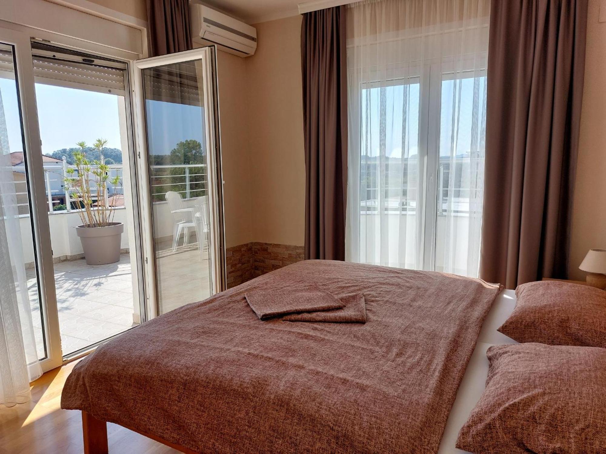 "House Muenster" Bed&Breakfast - Ulcinj Donji Stoj Bilik gambar